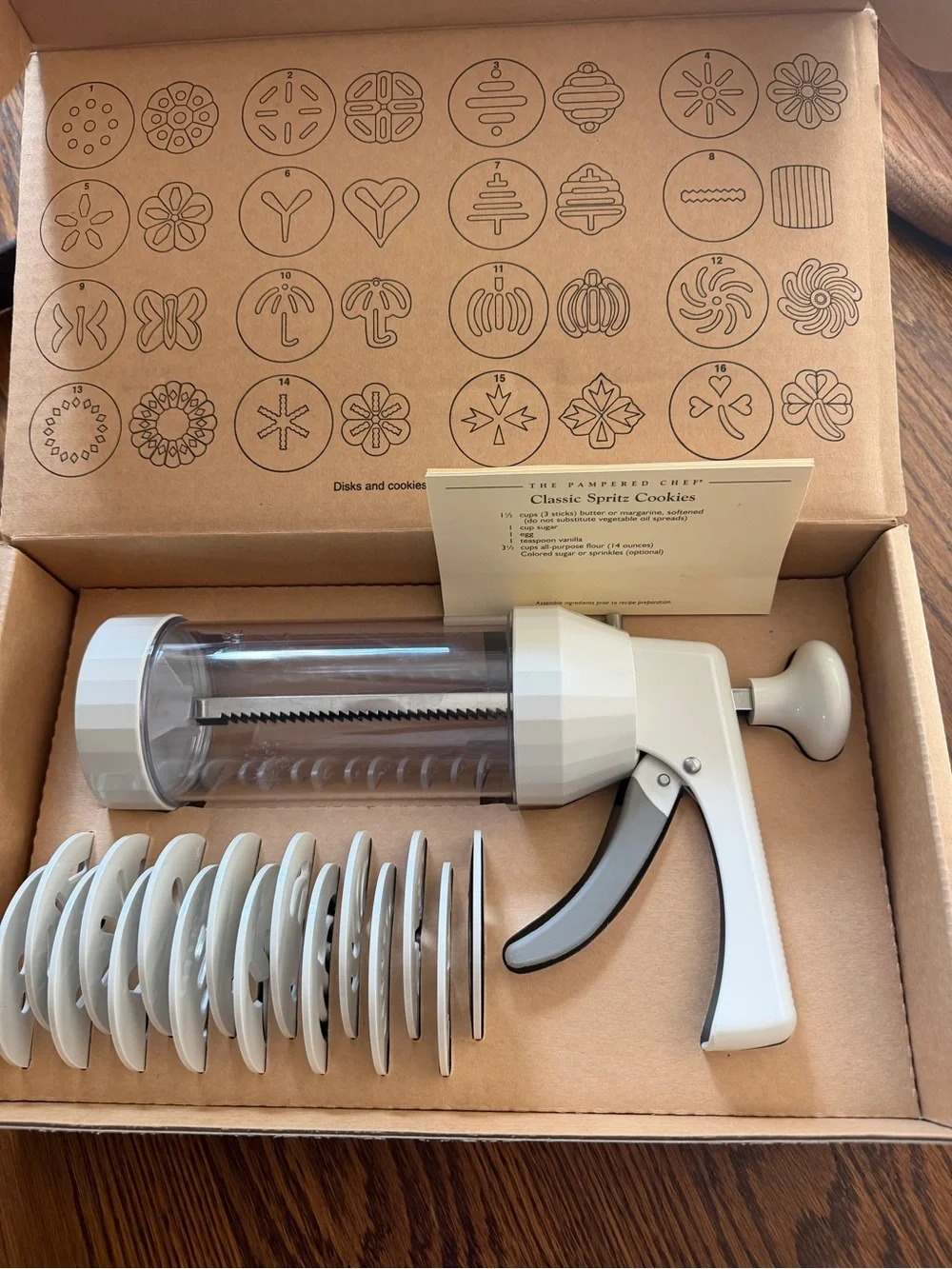 The Pampered Chef Cookie Press - New in box!